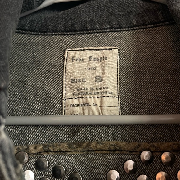 Free People 1970 Jean Jacket Size Small - Picture 2 of 5